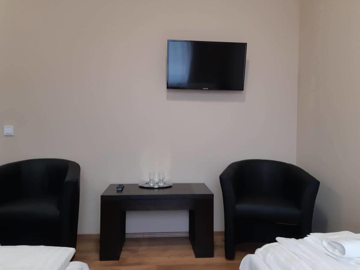 Pazonyi Fogado Es Etterem Hotell Nyírpazony Eksteriør bilde